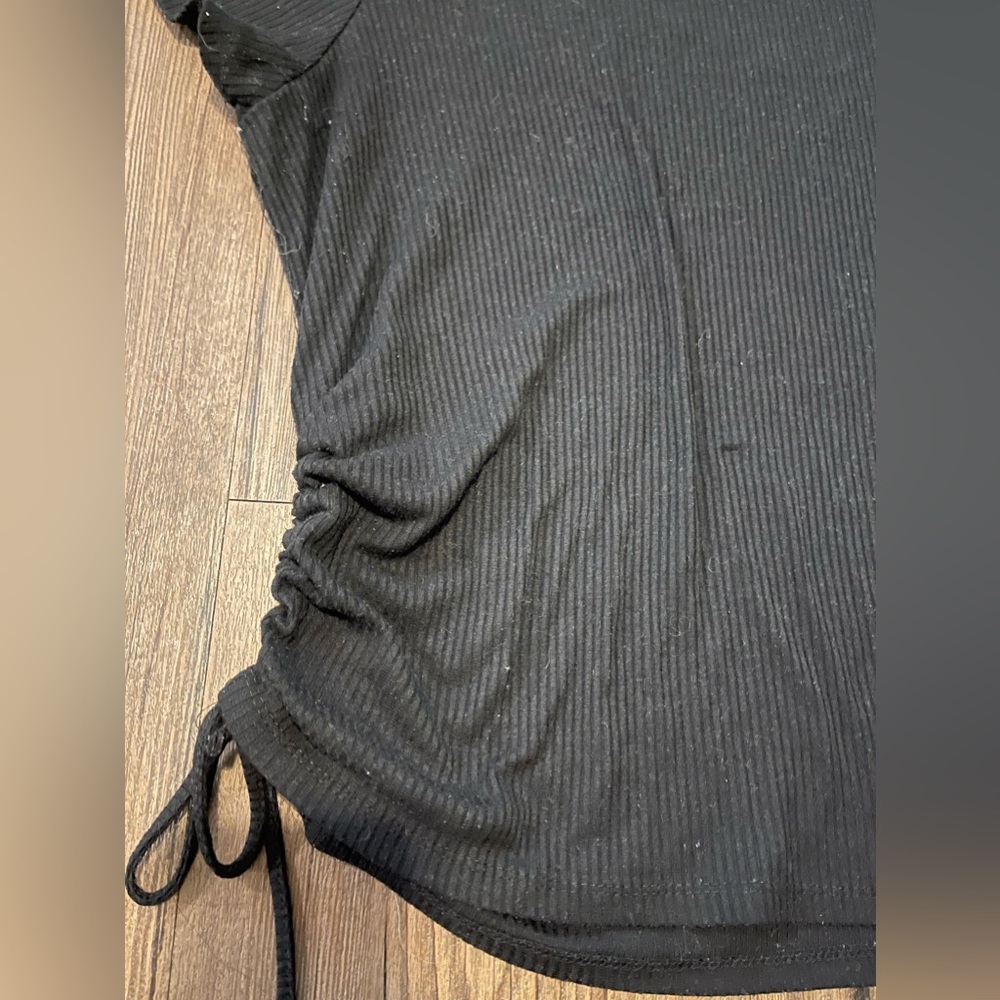 Black Rutched Top - Picture 2 of 4